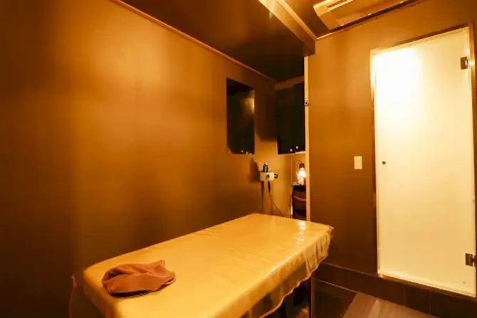 수원 인계동 엠테라피 매장사진03.webp